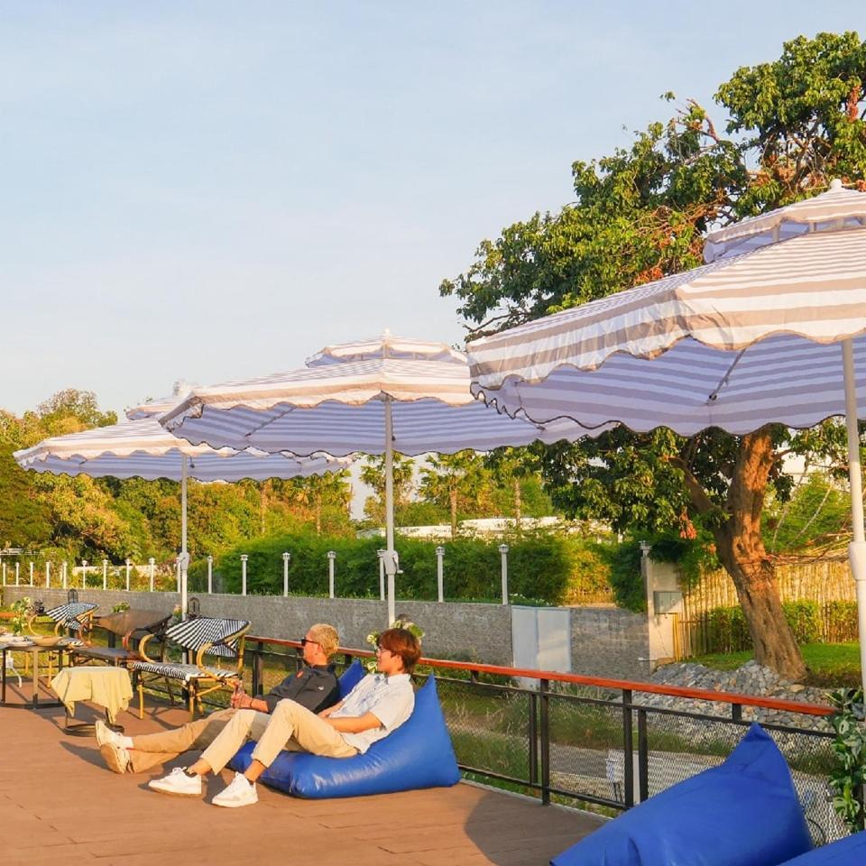 Hotel The Sky Garden Ban Yang  Exterior foto